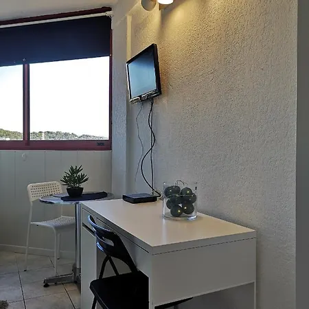 Studio Climatise Avenue 83 A 10Mn De Hyeres Et De Toulon La Valette-du-Var Exterior photo